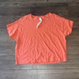 Lululemon Cropped Tshirt